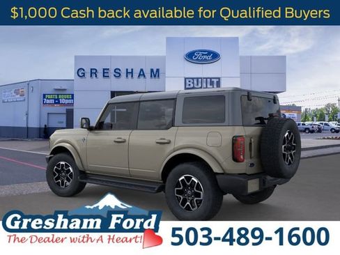 New 2025 Ford Bronco Outer Banks AWD/4WD image 4