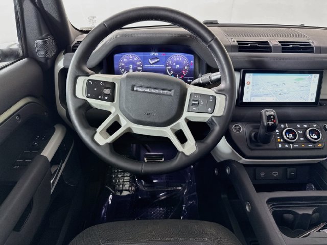 Used 2020 Land Rover Defender 110 First Edition AWD/4WD image 25