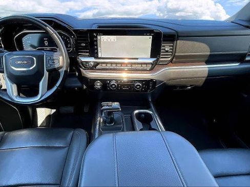 Used 2023 GMC Sierra 1500 SLT w/ SLT Premium Package image 8