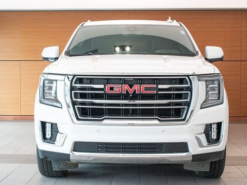 Used 2021 GMC Yukon XL SLT w/ SLT Luxury Plus Package RWD image 2