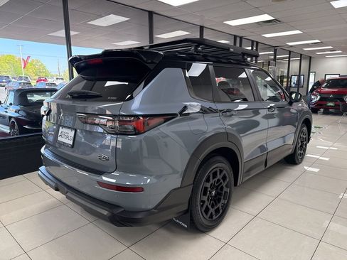 New 2026 Mitsubishi Outlander Trail Edition image 5