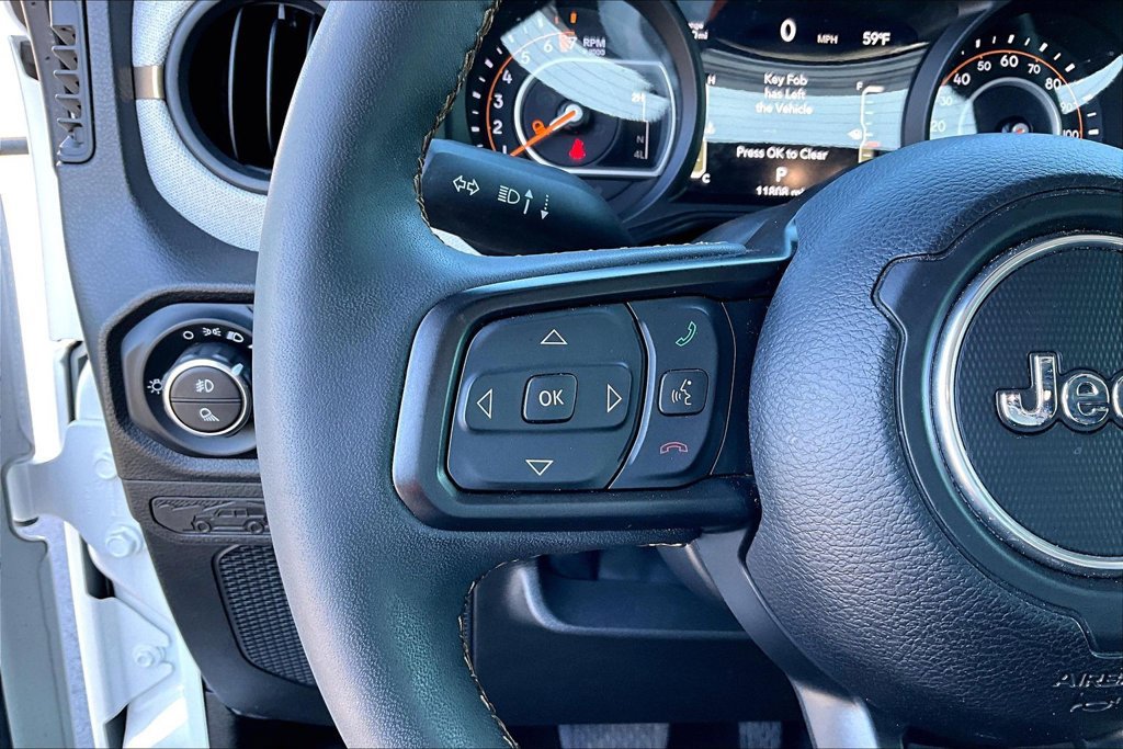 Used 2024 Jeep Gladiator Sport AWD/4WD image 14