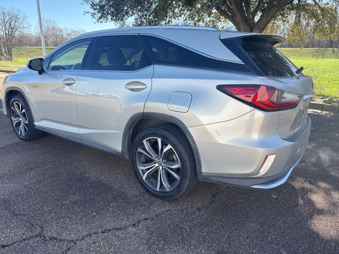 Used 2020 Lexus RX 350L FWD w/ Premium Package image 5