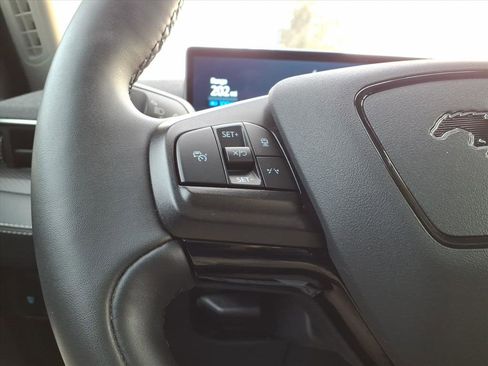 Certified 2021 Ford Mustang Mach-E Premium image 17