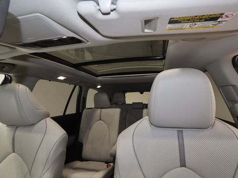 Used 2026 Toyota Grand Highlander AWD image 17