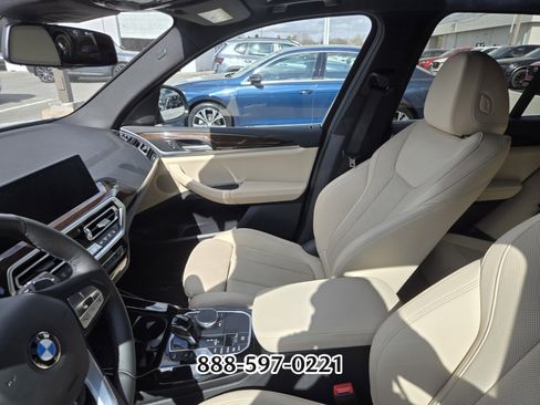 Used 2023 BMW X3 xDrive30i w/ Convenience Package image 2
