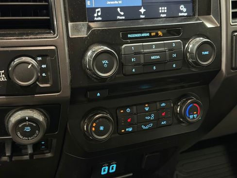 Used 2018 Ford F150 XLT w/ Equipment Group 302A Luxury image 31