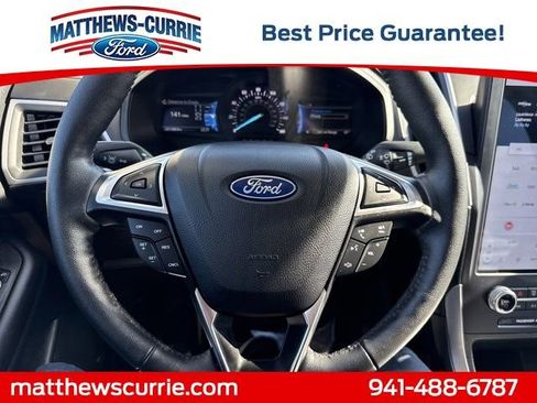 Used 2022 Ford Edge SEL w/ Sport Appearance Package AWD/4WD image 17