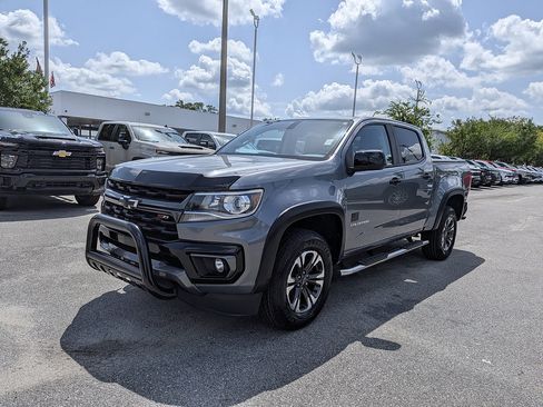 Used 2022 Chevrolet Colorado Z71 AWD/4WD image 7