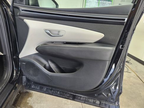 Certified 2023 Hyundai Tucson Limited w/ Cargo Package AWD/4WD image 23