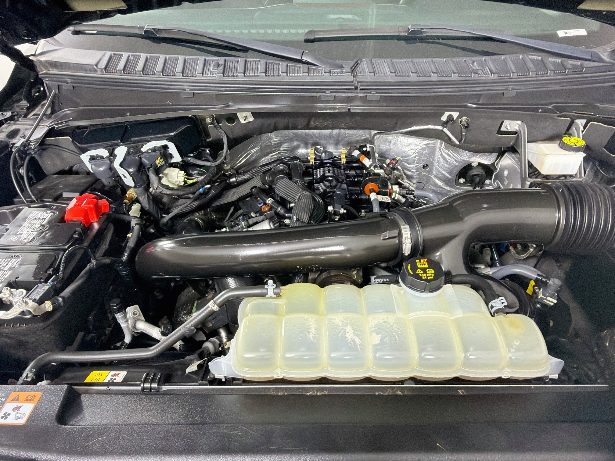 Used 2024 Ford Expedition Limited RWD image 35