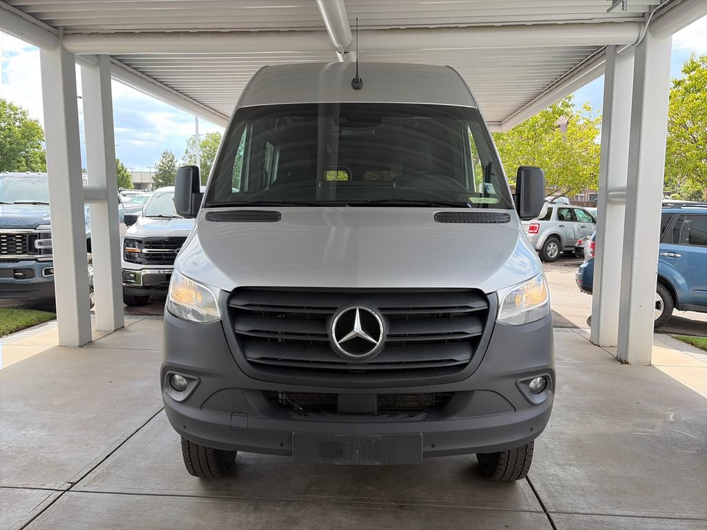 Used 2024 Mercedes-Benz Sprinter 3500 image 2