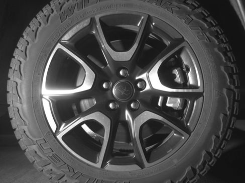 Used 2025 Jeep Compass Trailhawk AWD/4WD image 13