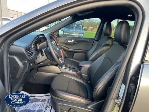 New 2025 Ford Escape ST-Line w/ Equipment Group 301A image 9