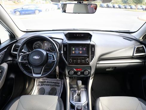 Used 2019 Subaru Forester Premium w/ All-Weather Package image 10