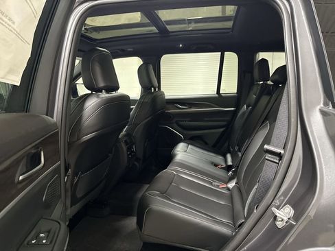 New 2026 Jeep Grand Cherokee Limited AWD/4WD image 24