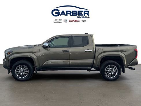 Used 2024 Toyota Tacoma Limited AWD/4WD image 2