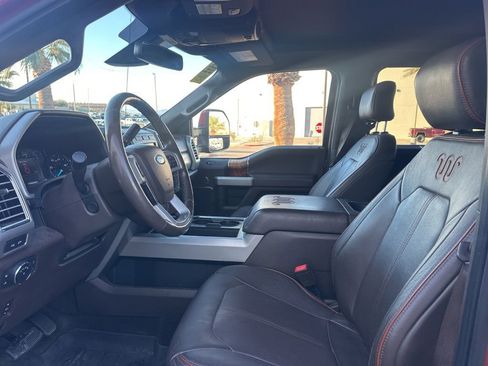 Used 2017 Ford F350 King Ranch w/ King Ranch Ultimate Package image 11