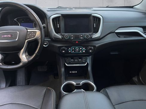 Used 2021 GMC Terrain SLT image 11
