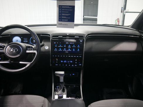 Certified 2023 Hyundai Santa Cruz SEL Premium image 20