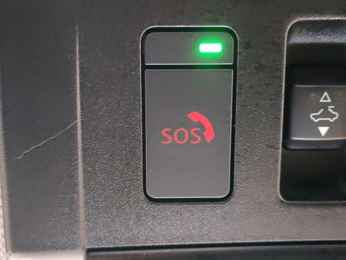 Certified 2024 Nissan Pathfinder Platinum w/ Cargo Package image 41