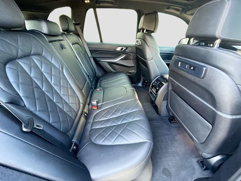 Used 2023 BMW X5 M50i w/ Climate Comfort Package AWD/4WD image 29