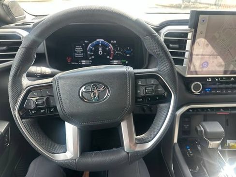 Used 2025 Toyota Sequoia Platinum AWD/4WD image 13
