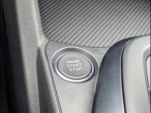 New 2025 Kia K4 LXS image 9