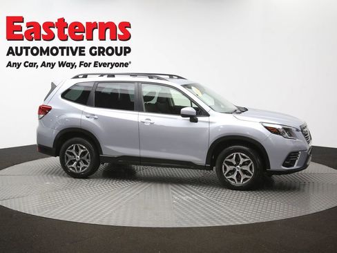 Used 2023 Subaru Forester Premium AWD/4WD image 50