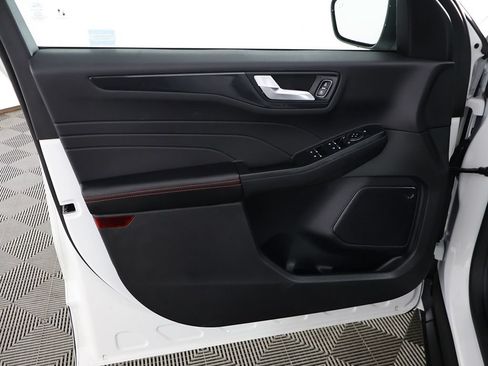 Used 2024 Ford Escape ST-Line w/ Tech Pack #1 FWD image 22