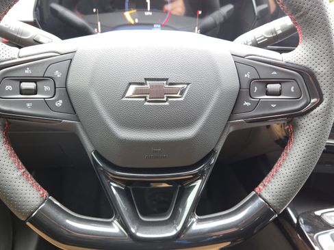 New 2026 Chevrolet Trax RS w/ Driver Confidence Package image 25