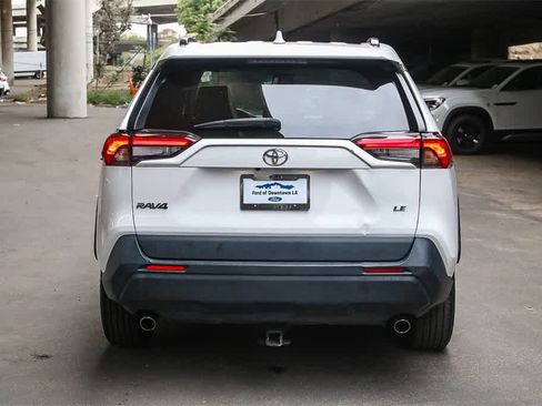 Used 2021 Toyota RAV4 LE w/ Carpet Mat Package (TMS) image 7