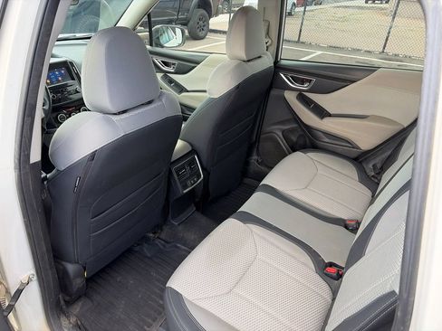 Used 2020 Subaru Forester Premium AWD/4WD image 13