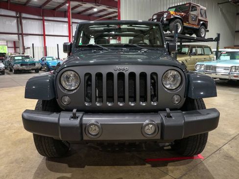 Used 2017 Jeep Wrangler Unlimited Sport AWD/4WD image 13
