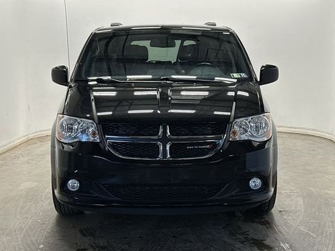 Used 2020 Dodge Grand Caravan SXT image 30