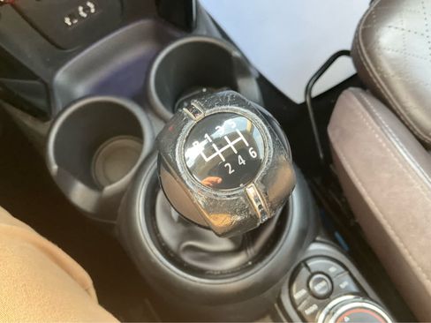 Used 2018 MINI Cooper S FWD image 11
