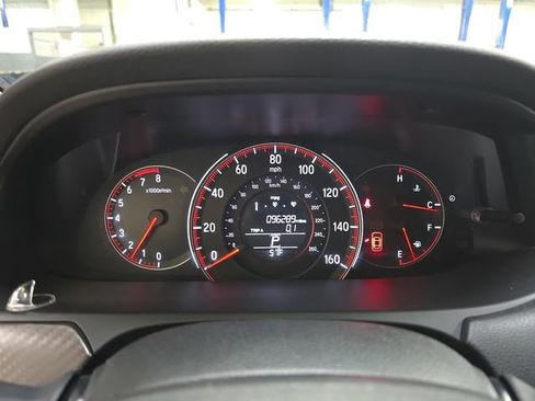 Used 2017 Honda Accord Sport image 19