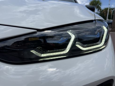 Used 2024 BMW 430i Coupe w/ M Sport Package RWD image 6