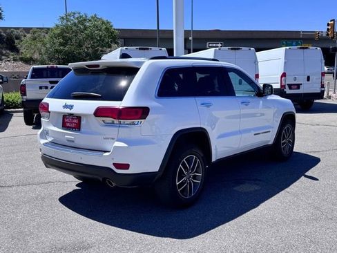 Used 2020 Jeep Grand Cherokee Limited AWD/4WD image 9