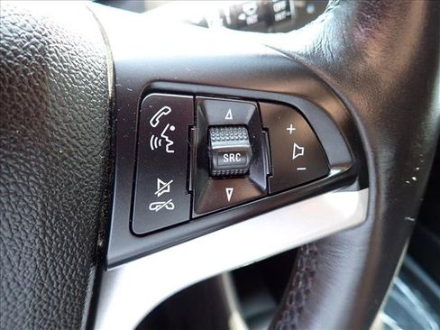 Used 2018 Chevrolet Trax LT w/ LT Convenience Package FWD image 17