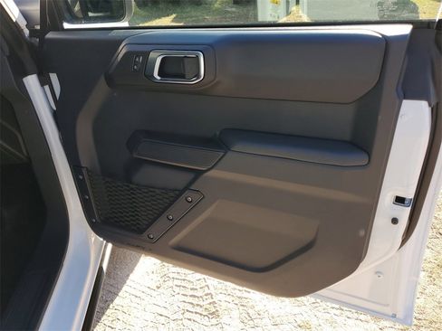 New 2025 Ford Bronco Badlands image 35