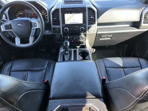 Used 2019 Ford F150 Lariat w/ Equipment Group 502A Luxury image 14
