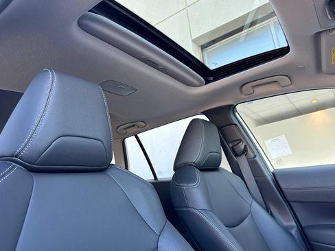 Certified 2026 Toyota Corolla Cross XLE w/ Convenience Package AWD/4WD image 17