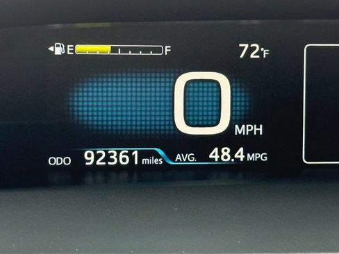 Used 2020 Toyota Prius Prime XLE FWD image 32