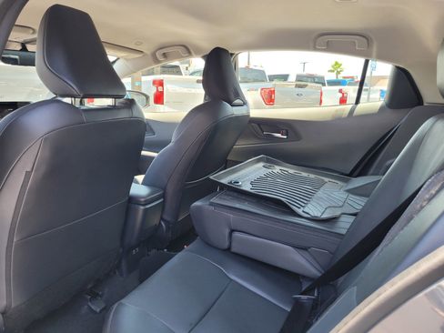 Used 2024 Toyota Prius XLE FWD image 13