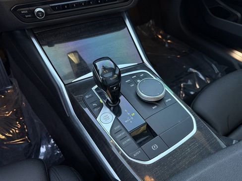 Used 2019 BMW 330i xDrive Sedan w/ Convenience Package image 21