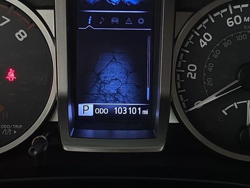 Used 2019 Toyota Tacoma SR5 AWD/4WD image 20