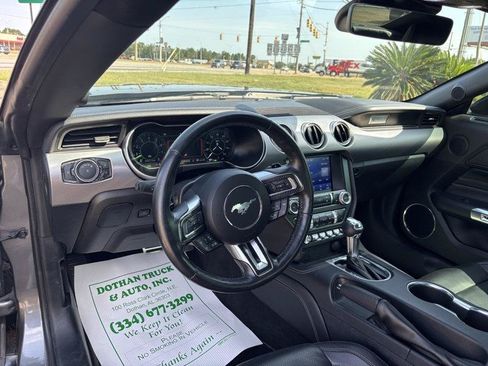 Used 2022 Ford Mustang GT Premium w/ Equipment Group 401A RWD image 10