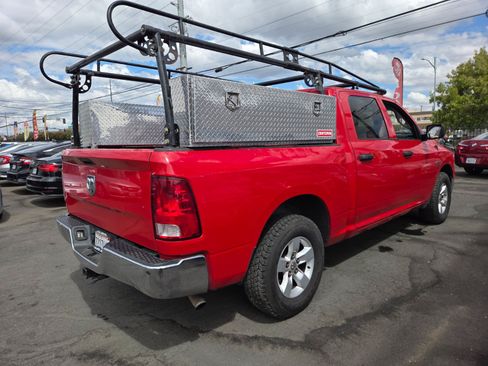 Used 2019 RAM 1500 Tradesman w/ Chrome Appearance Group RWD image 4