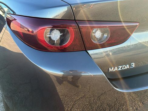 Used 2025 MAZDA MAZDA3 s FWD image 39